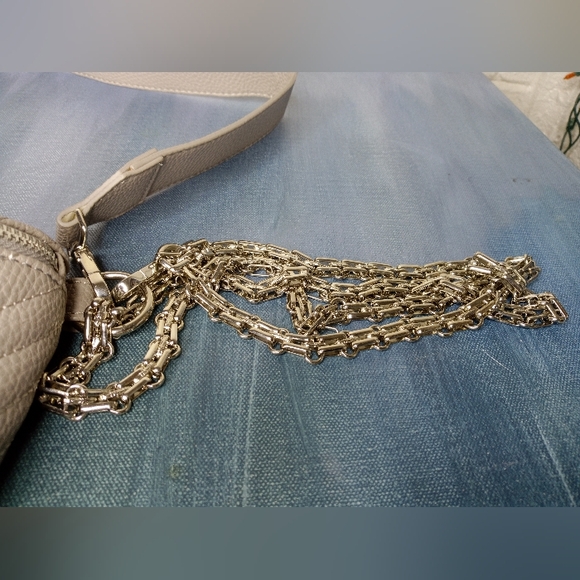 Steve Madden EUC Handbag Waist Bag Fanny Pack Pre Owned - Picture 5 of 10